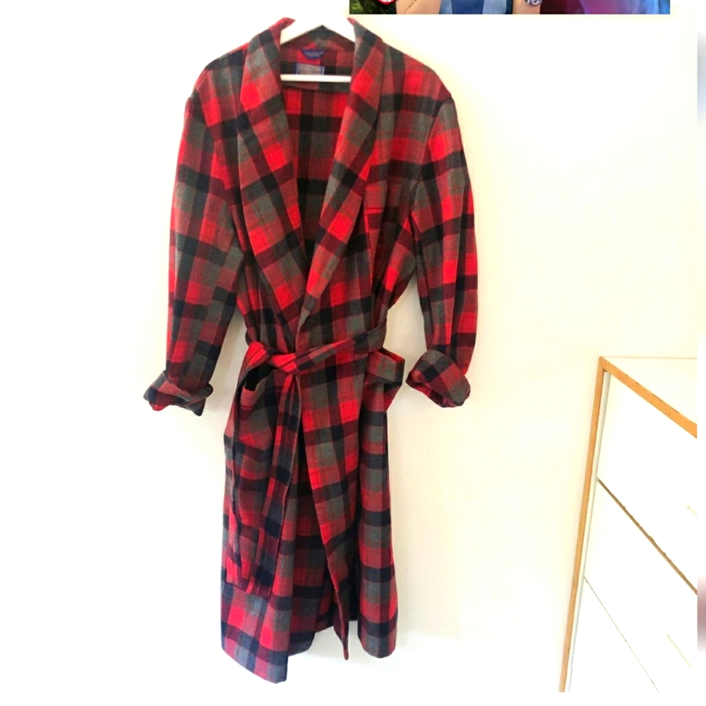 Plaid robe